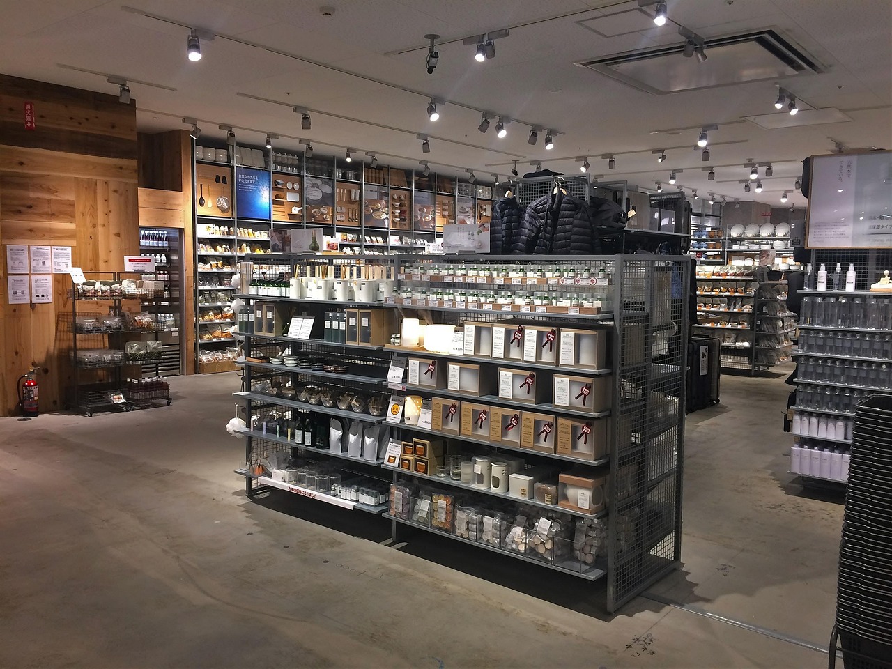 上海哪个商场卖奢侈品最全.上海卖奢侈品的商场