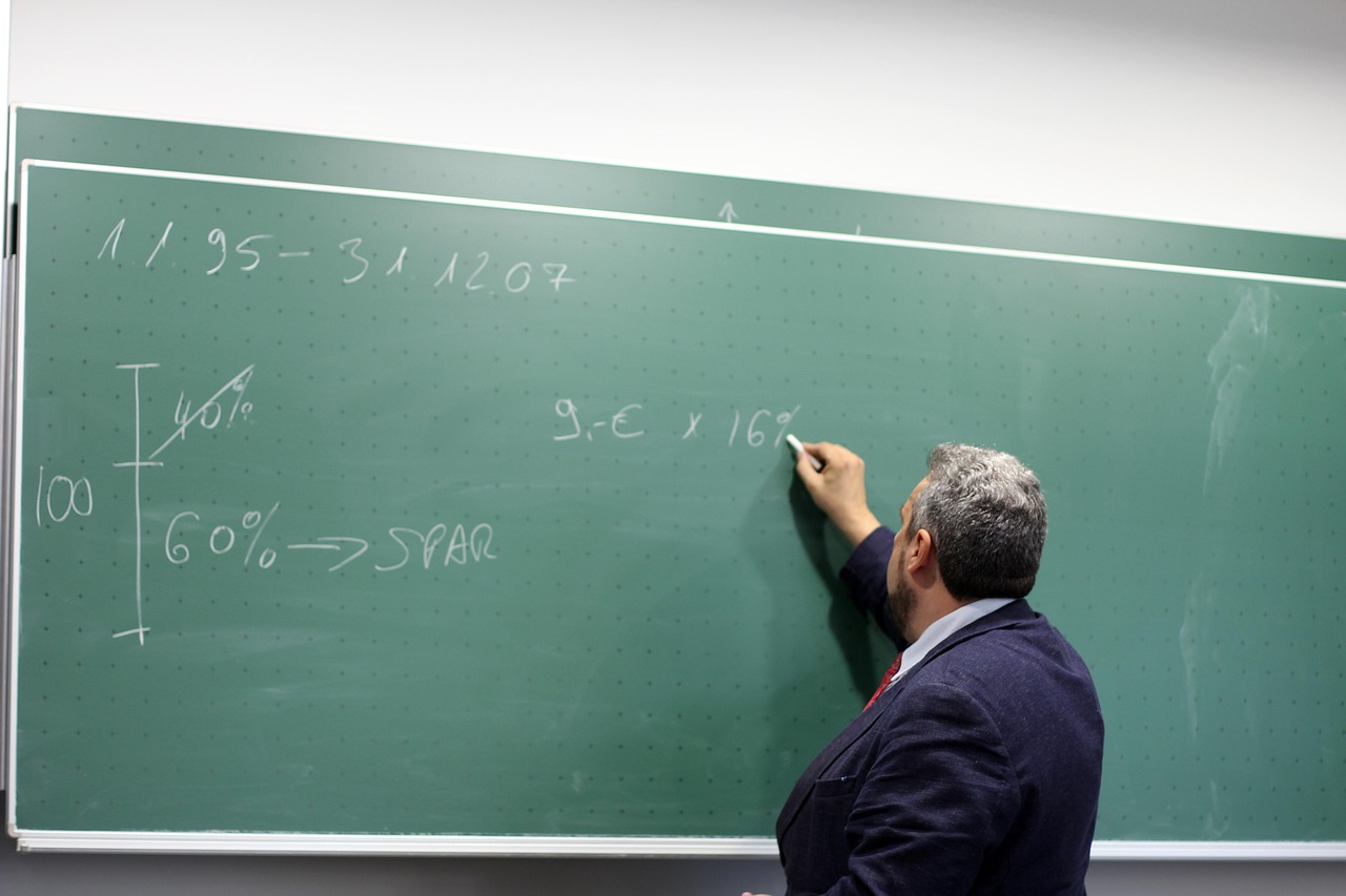 山东潍坊大学老师工资多少,潍坊科技学院老师工资 山东潍坊大学老师工资多少,潍坊科技学院老师工资
