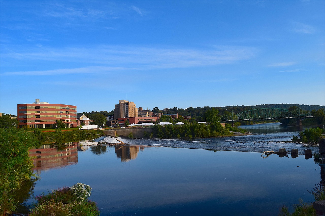 “长春都有哪些大学” 长春都有哪些大学能招收听障女生？